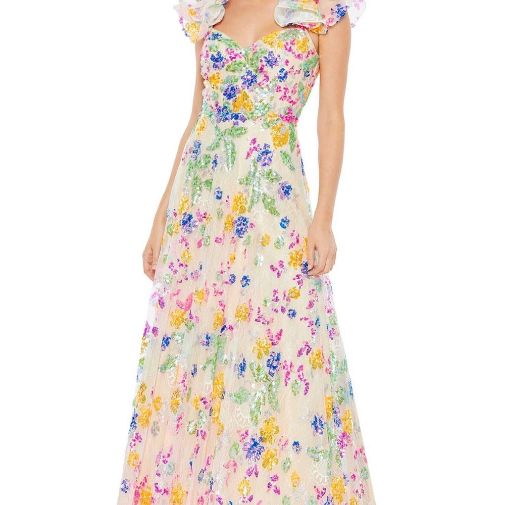 NWT! Size 16 Mac Duggal Dress!